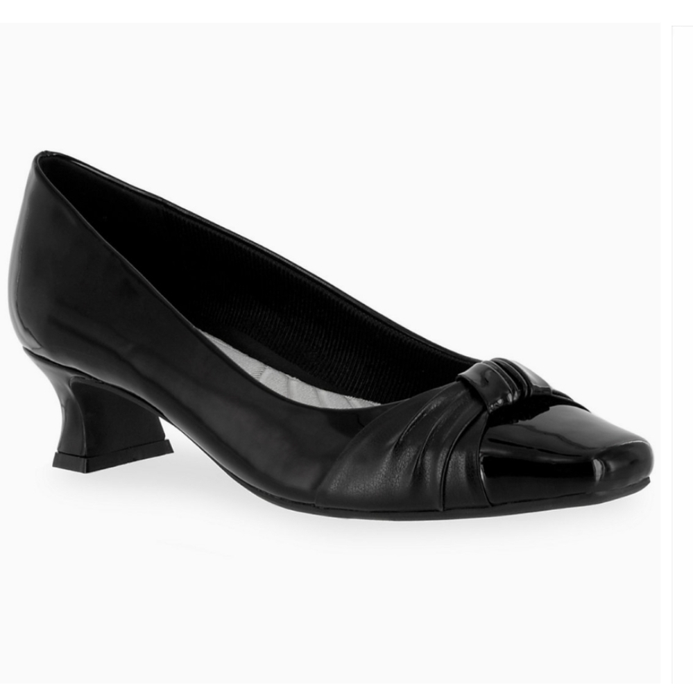 Easy Street Waive Shoes | Size 6.5W